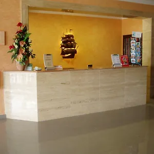 fragata-hotel-calella.catalonia-hotels.com/