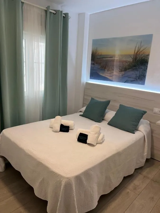 Pensión L'Boutique Tarifa Rooms